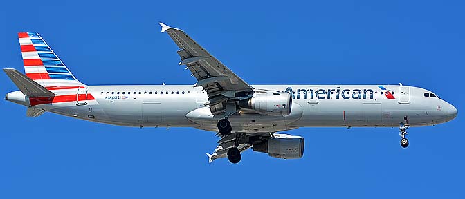 American Airbus A321-211 N184US, Phoenix Sky Harbor, November 6, 2016